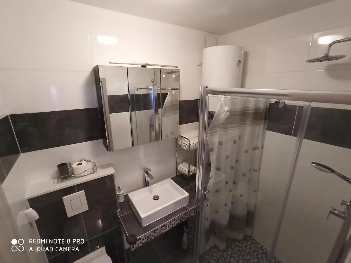 Odyssey Apartment Split