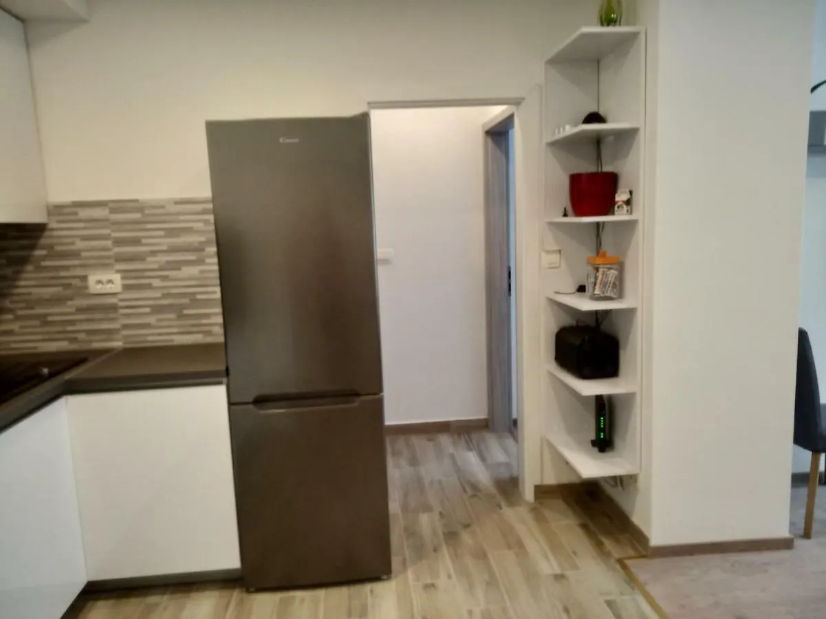 Odyssey Apartment Split 0*,